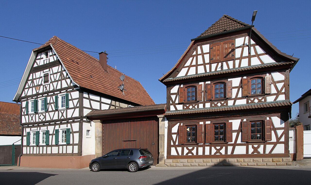Fachwerkhäuser in der Bahnhofstraße in Rohrbach (Pfalz)